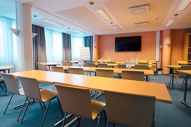 Hotelliravintola Kumpu Оутокумпу Екстер'єр фото